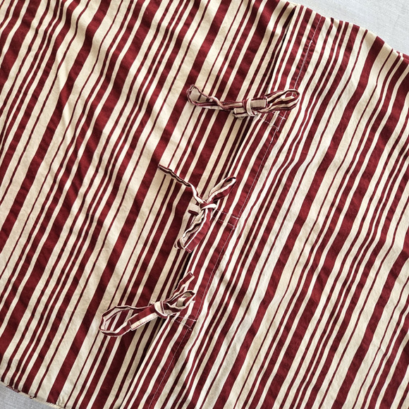 Bloomingdales Pillow Sham Red Cream Cotton Floral Toile Quilted Country Cottage - Picture 6 of 12